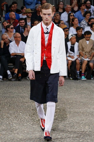 Moncler Gamme Bleu / - 2015